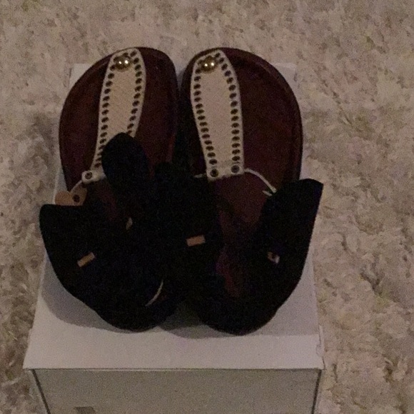 Isabel Marant Lapsy Sandal - Picture 3 of 8